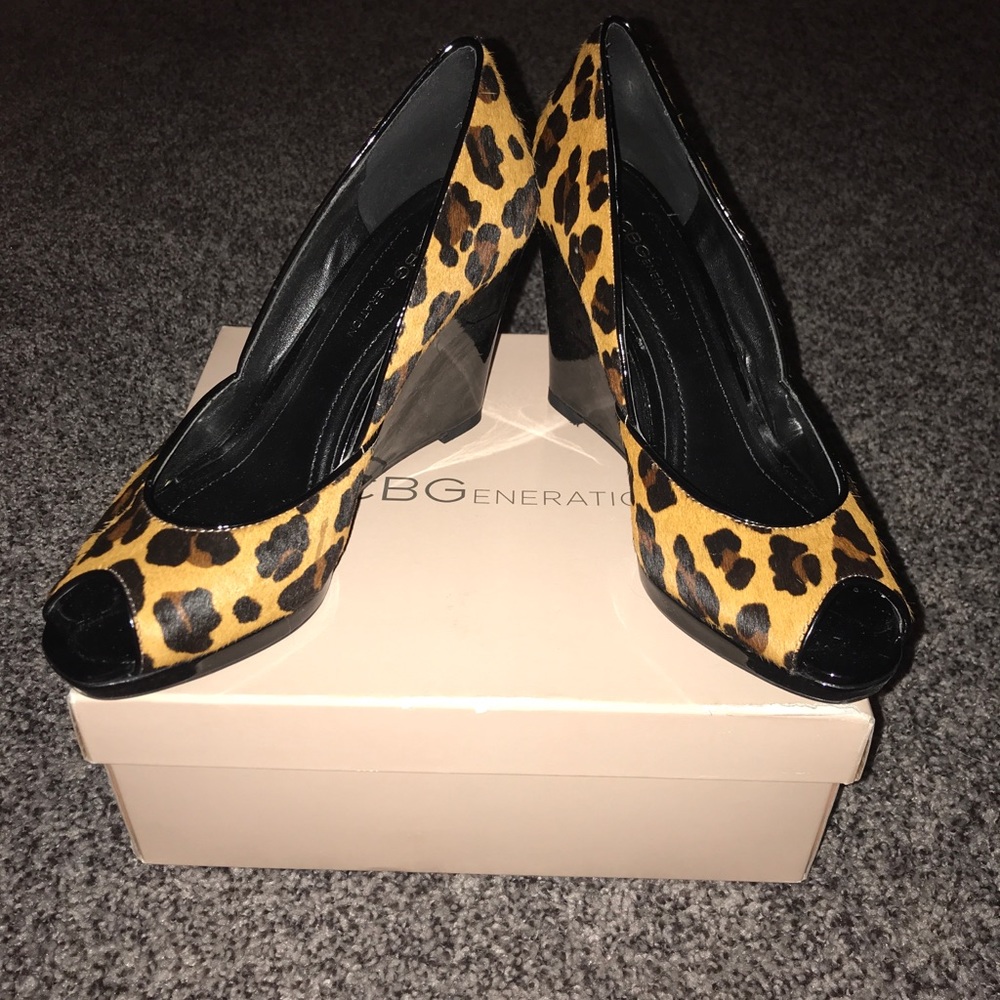 BCGB Leopard Wedge